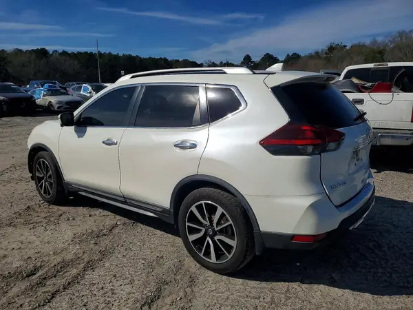 JN8AT2MT6JW468586 2018 NISSAN ROGUE - Image 2