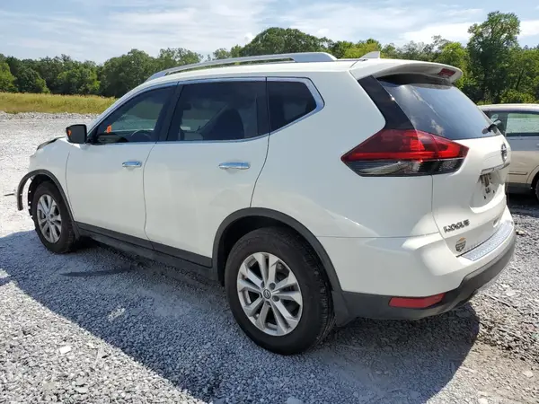 JN8AT2MT6JW469222 2018 NISSAN ROGUE - Image 2