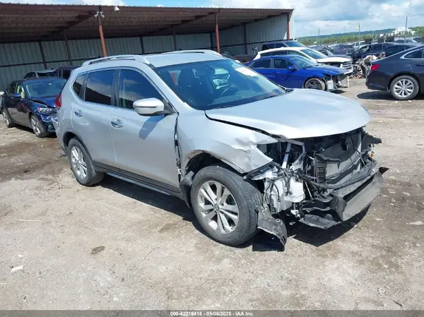 JN8AT2MT6JW470399 2018 NISSAN ROGUE - Image 1