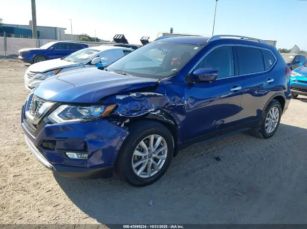 JN8AT2MT6JW491429 2018 NISSAN ROGUE - Image 2