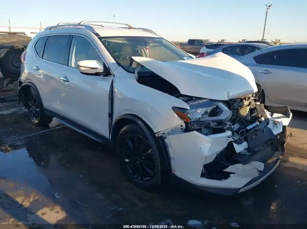 JN8AT2MT6KW252609 2019 NISSAN ROGUE - Image 1