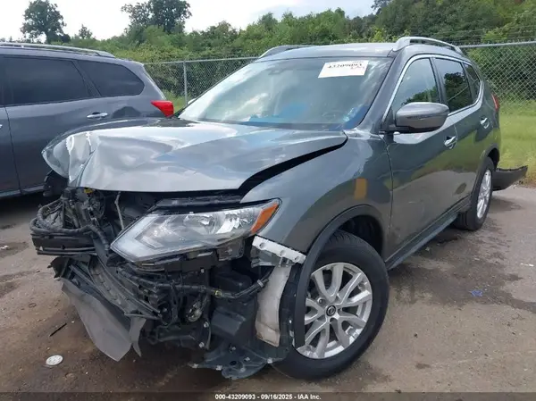 JN8AT2MT6KW254070 2019 NISSAN ROGUE - Image 2
