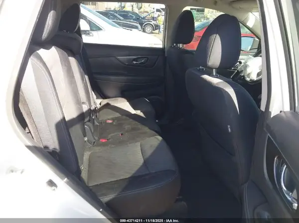 JN8AT2MT6KW255297 2019 NISSAN ROGUE - Image 8