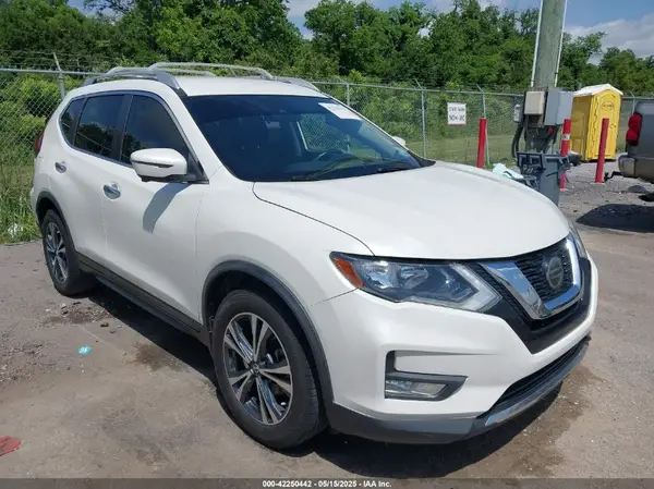 JN8AT2MT6KW256210 2019 NISSAN ROGUE - Image 1