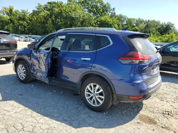 JN8AT2MT6KW261777 2019 NISSAN ROGUE - Image 2