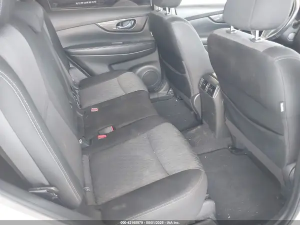 JN8AT2MT6KW262265 2019 NISSAN ROGUE - Image 8