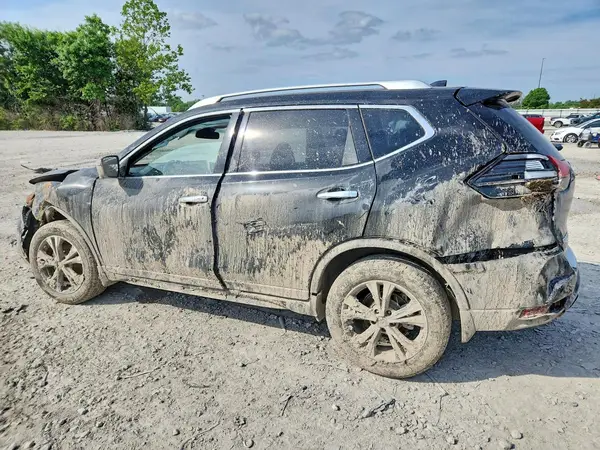 JN8AT2MT6KW263139 2019 NISSAN ROGUE - Image 2
