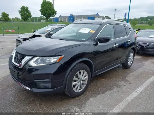 JN8AT2MT6KW263190 2019 NISSAN ROGUE - Image 2