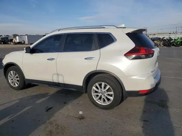 JN8AT2MT6KW264310 2019 NISSAN ROGUE - Image 2
