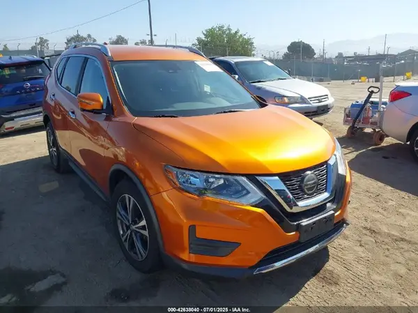 JN8AT2MT6KW264789 2019 NISSAN ROGUE - Image 1