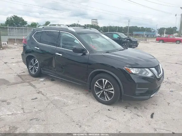 JN8AT2MT6KW264968 2019 NISSAN ROGUE - Image 1
