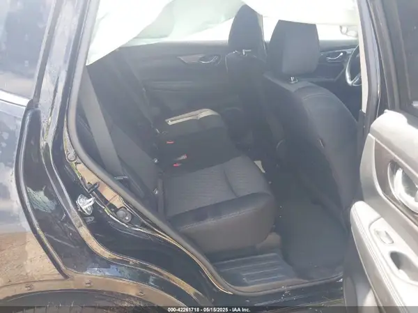 JN8AT2MT6KW267367 2019 NISSAN ROGUE - Image 8