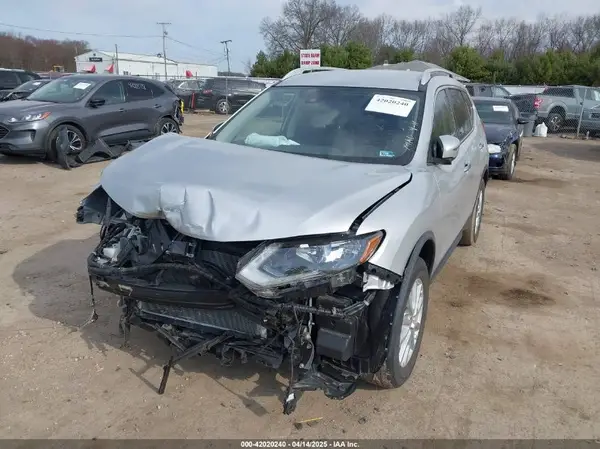 JN8AT2MT6KW500860 2019 NISSAN ROGUE - Image 2