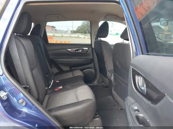 JN8AT2MT6KW502043 2019 NISSAN ROGUE - Image 8