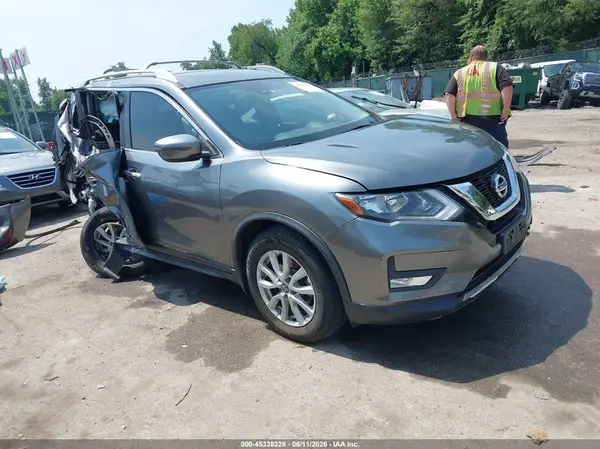 JN8AT2MT6KW504343 2019 NISSAN ROGUE - Image 1
