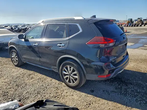 JN8AT2MT6LW000277 2020 NISSAN ROGUE - Image 2
