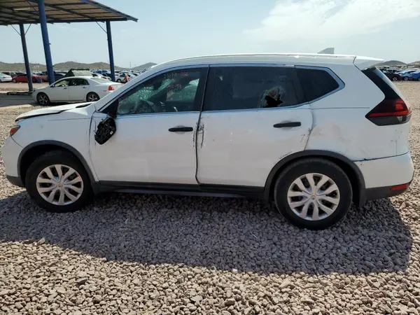 JN8AT2MT6LW001011 2020 NISSAN ROGUE - Image 2