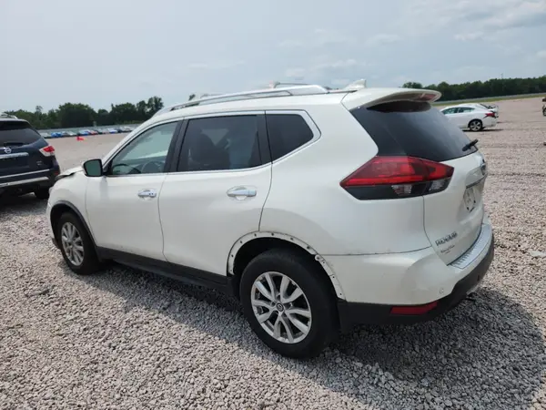 JN8AT2MT6LW001557 2020 NISSAN ROGUE - Image 2