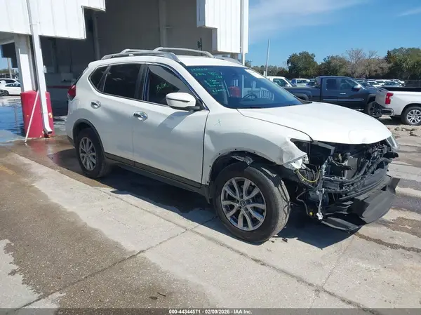 JN8AT2MT6LW003969 2020 NISSAN ROGUE - Image 1