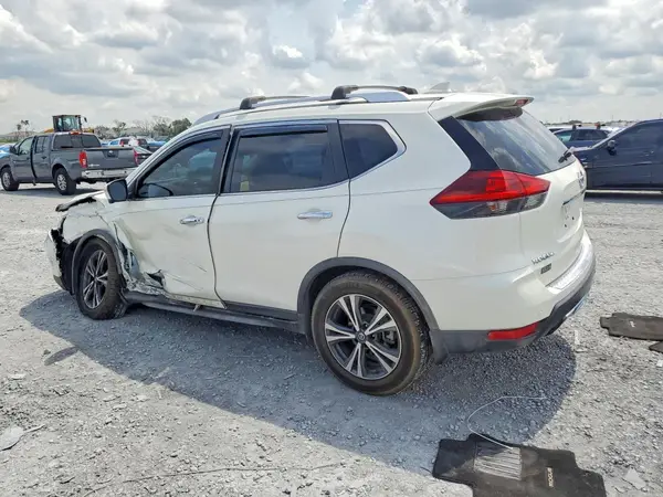JN8AT2MT6LW007892 2020 NISSAN ROGUE - Image 2