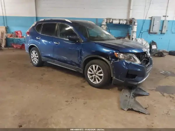 JN8AT2MT6LW009562 2020 NISSAN ROGUE - Image 1