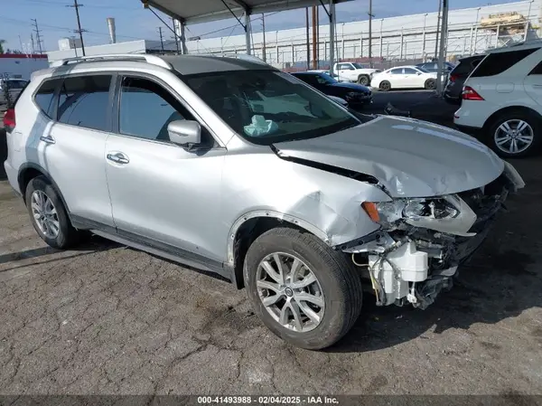 JN8AT2MT6LW012669 2020 NISSAN ROGUE - Image 1