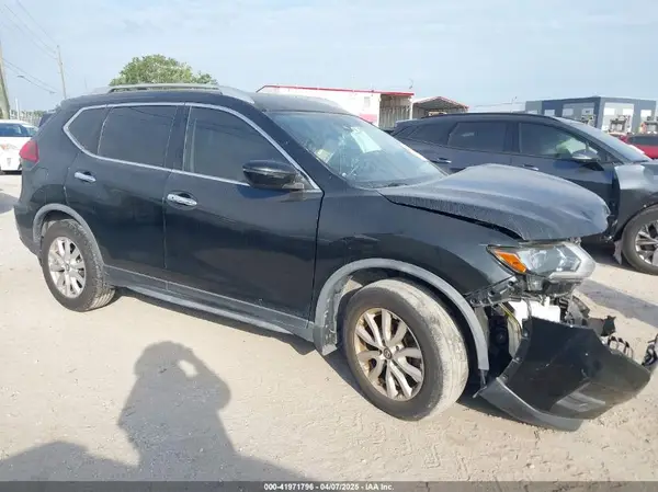 JN8AT2MT6LW013160 2020 NISSAN ROGUE - Image 1