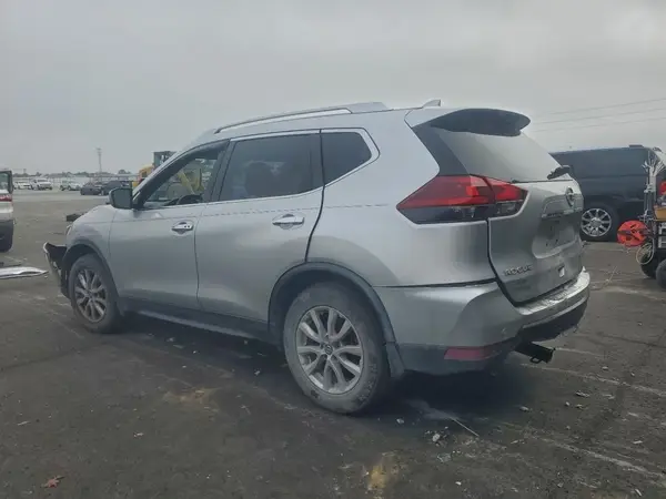 JN8AT2MT6LW013594 2020 NISSAN ROGUE - Image 2