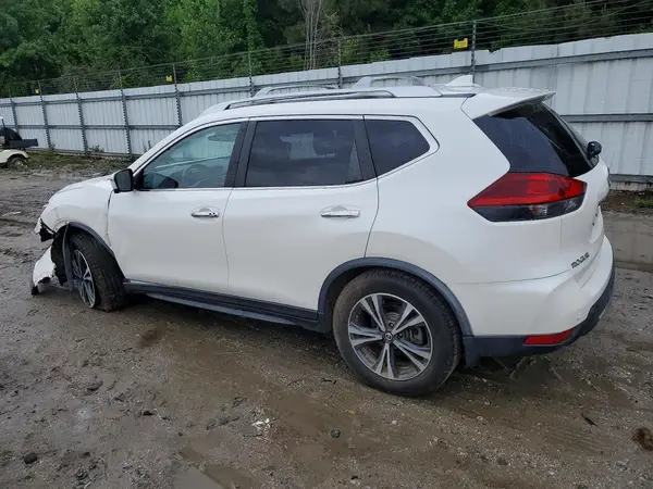 JN8AT2MT6LW015992 2020 NISSAN ROGUE - Image 2
