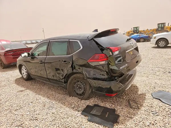 JN8AT2MT6LW032873 2020 NISSAN ROGUE - Image 2