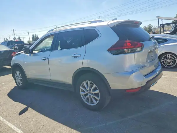 JN8AT2MT6LW040097 2020 NISSAN ROGUE - Image 2