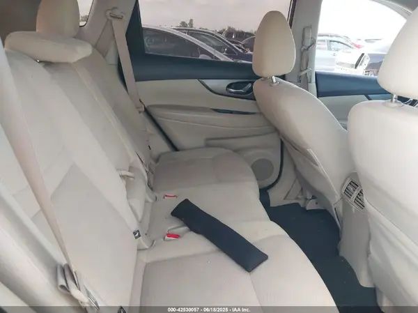 JN8AT2MT7GW000679 2016 NISSAN ROGUE - Image 8