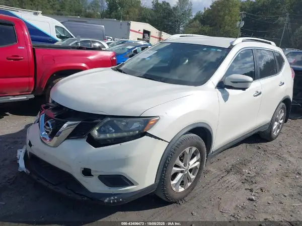 JN8AT2MT7GW002299 2016 NISSAN ROGUE - Image 2