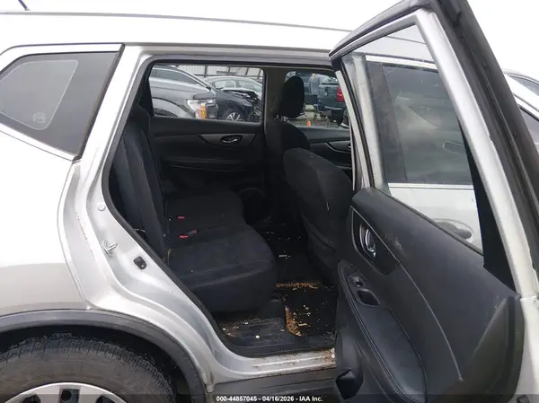 JN8AT2MT7GW005915 2016 NISSAN ROGUE - Image 8