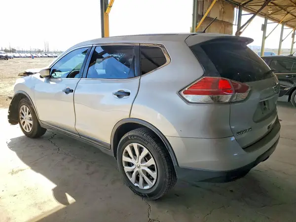 JN8AT2MT7GW007986 2016 NISSAN ROGUE - Image 2