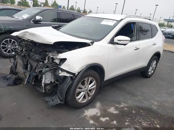JN8AT2MT7GW015909 2016 NISSAN ROGUE - Image 2