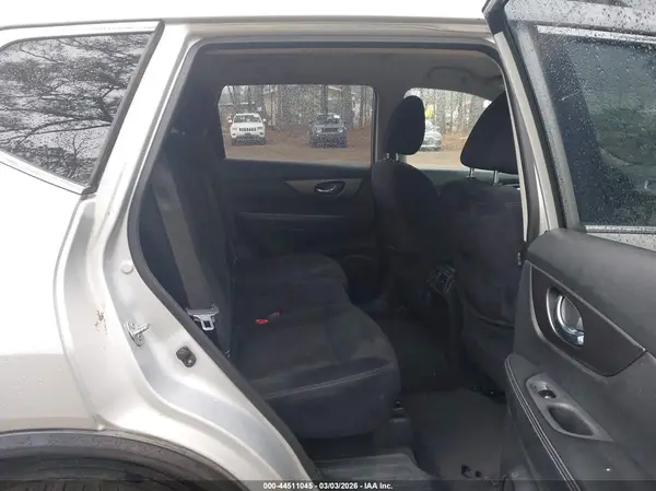 JN8AT2MT7GW023766 2016 NISSAN ROGUE - Image 8