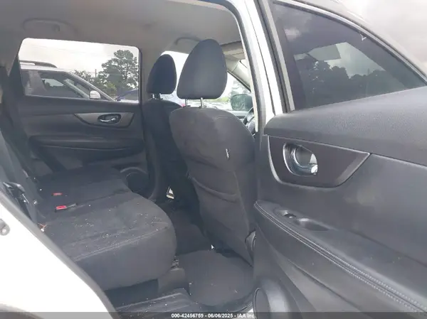 JN8AT2MT7GW029650 2016 NISSAN ROGUE - Image 8