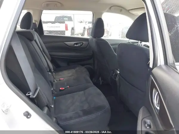 JN8AT2MT7GW030345 2016 NISSAN ROGUE - Image 8