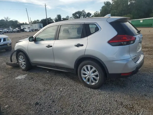 JN8AT2MT7HW130382 2017 NISSAN ROGUE - Image 2