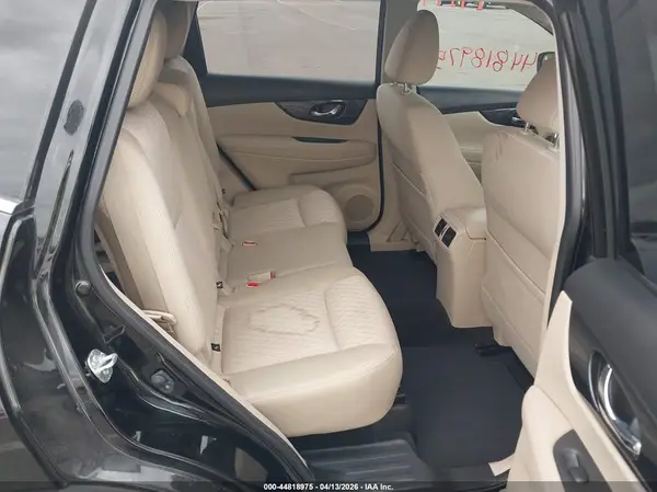 JN8AT2MT7HW130771 2017 NISSAN ROGUE - Image 8