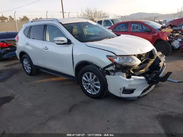 JN8AT2MT7HW131404 2017 NISSAN ROGUE - Image 1