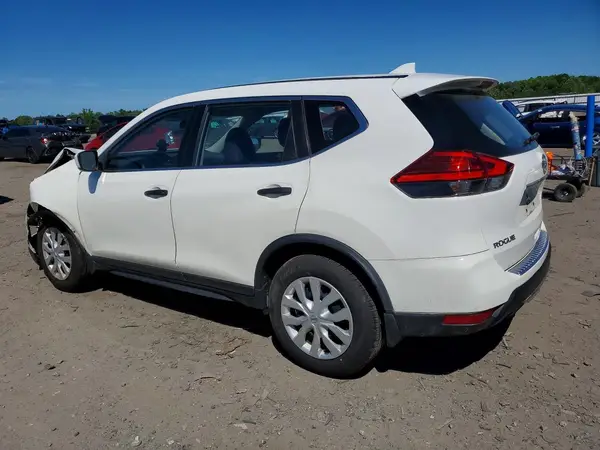 JN8AT2MT7HW132620 2017 NISSAN ROGUE - Image 2