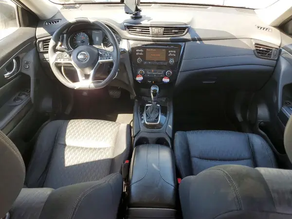 JN8AT2MT7HW132620 2017 NISSAN ROGUE - Image 8