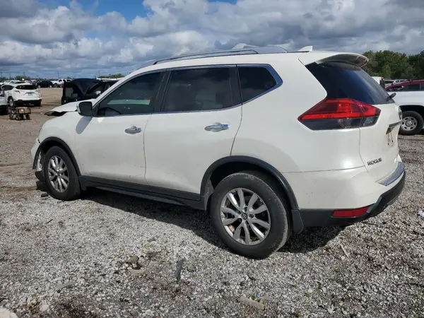 JN8AT2MT7HW132651 2017 NISSAN ROGUE - Image 2