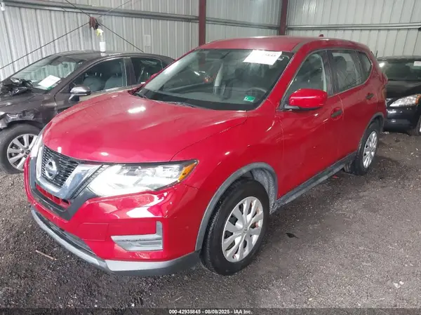 JN8AT2MT7HW133640 2017 NISSAN ROGUE - Image 2