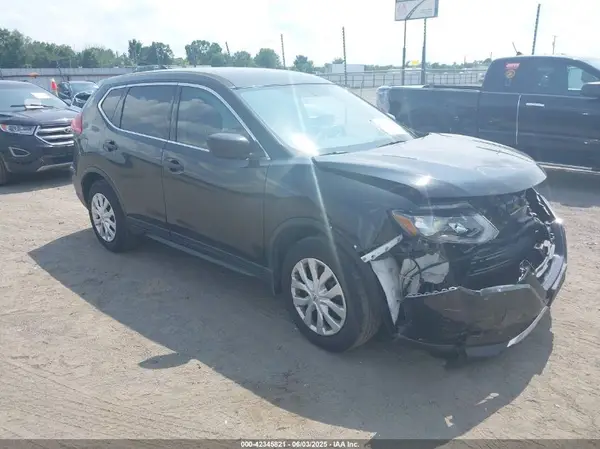 JN8AT2MT7HW140832 2017 NISSAN ROGUE - Image 1