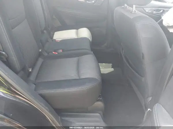 JN8AT2MT7HW140832 2017 NISSAN ROGUE - Image 8