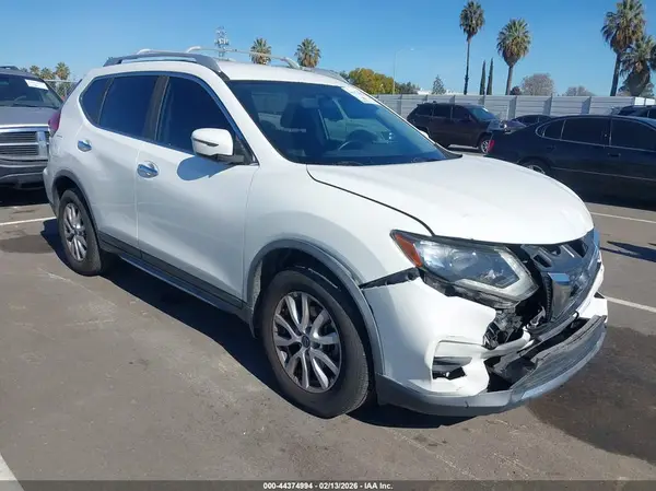 JN8AT2MT7HW144704 2017 NISSAN ROGUE - Image 1
