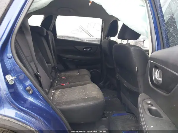 JN8AT2MT7HW145254 2017 NISSAN ROGUE - Image 8